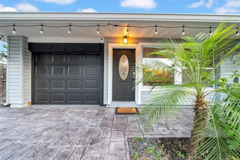 4726 W Fairview Heights Tampa FL 33616