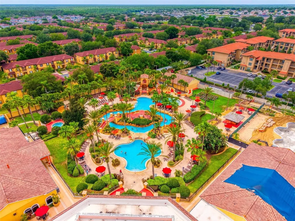 3725 Calabria Avenue Davenport FL 33897