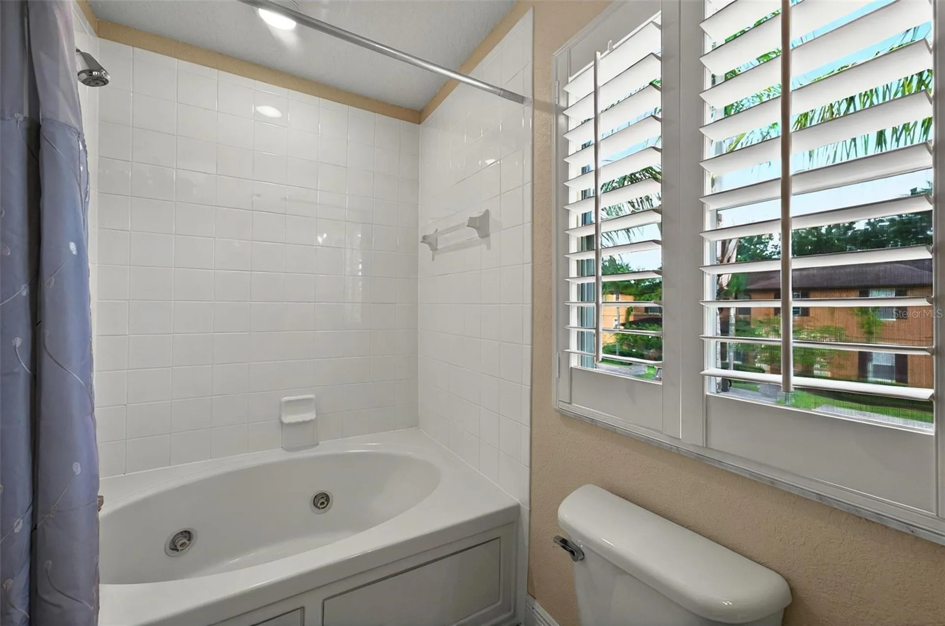 3725 Calabria Avenue Davenport FL 33897