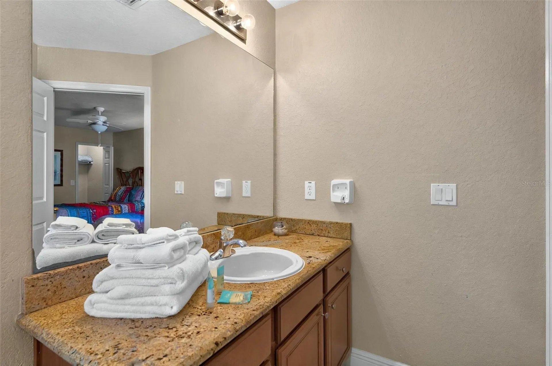 3725 Calabria Avenue Davenport FL 33897