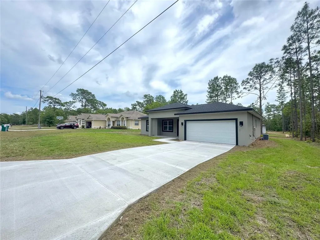 628 W Heronsbill Lane Dunnellon FL 34434