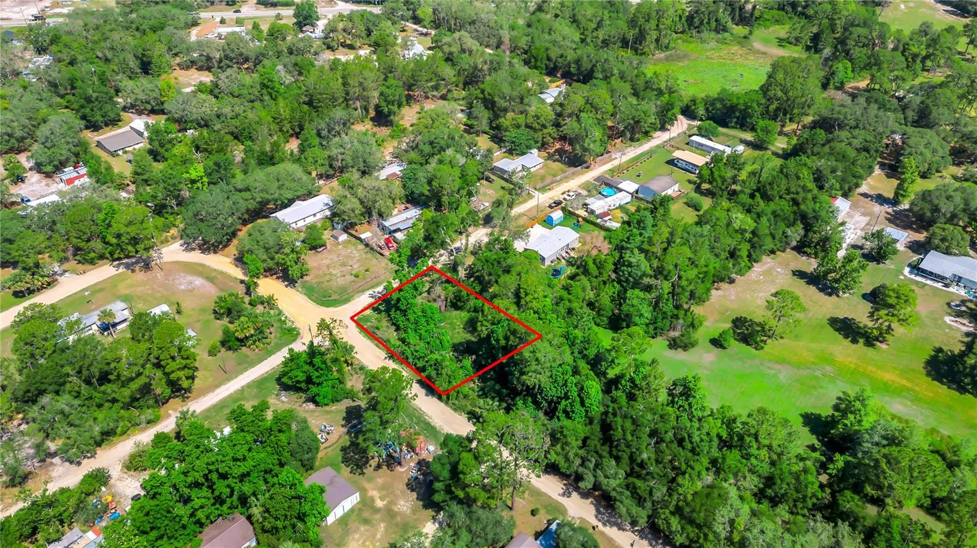 40850 Pine Tree Lane Eustis FL 32736