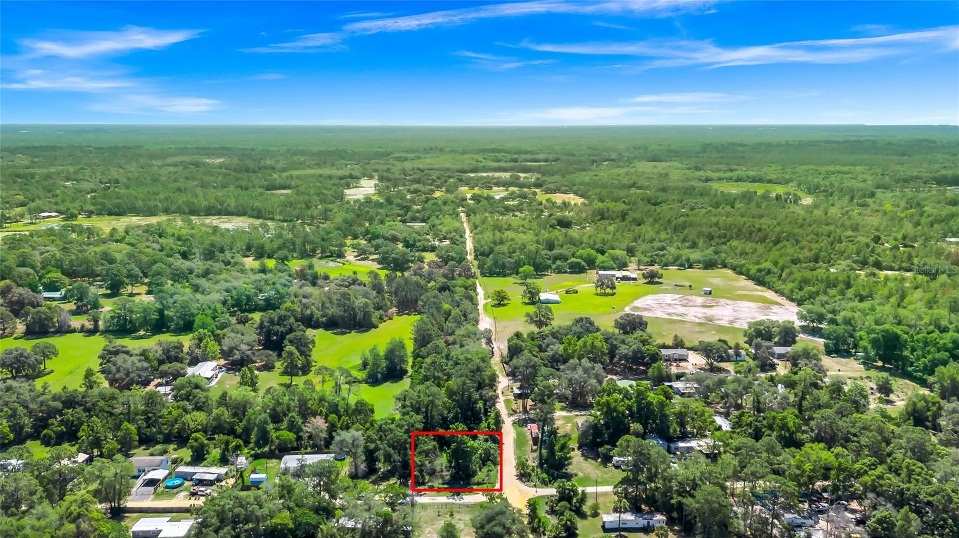 40850 Pine Tree Lane Eustis FL 32736