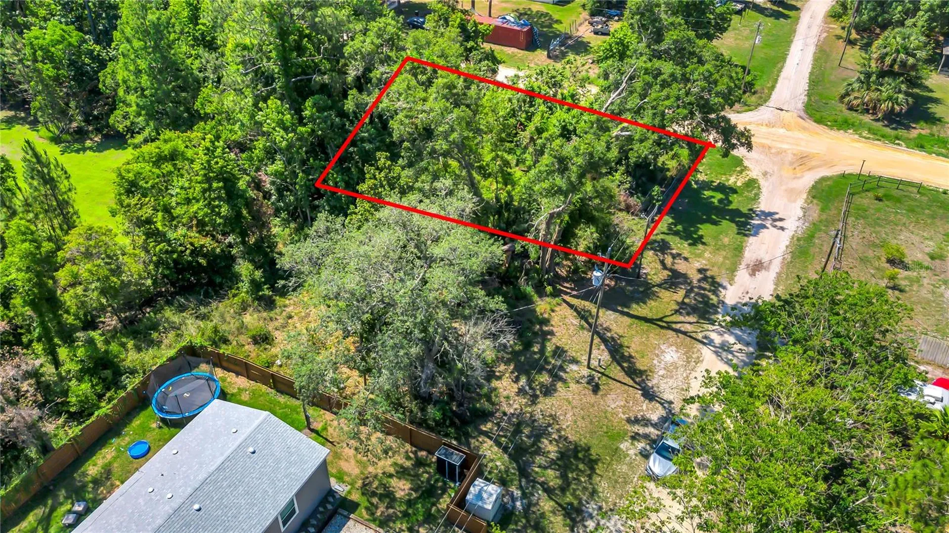 40850 Pine Tree Lane Eustis FL 32736