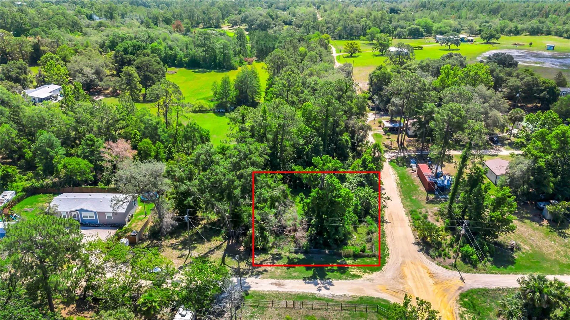 40850 Pine Tree Lane Eustis FL 32736