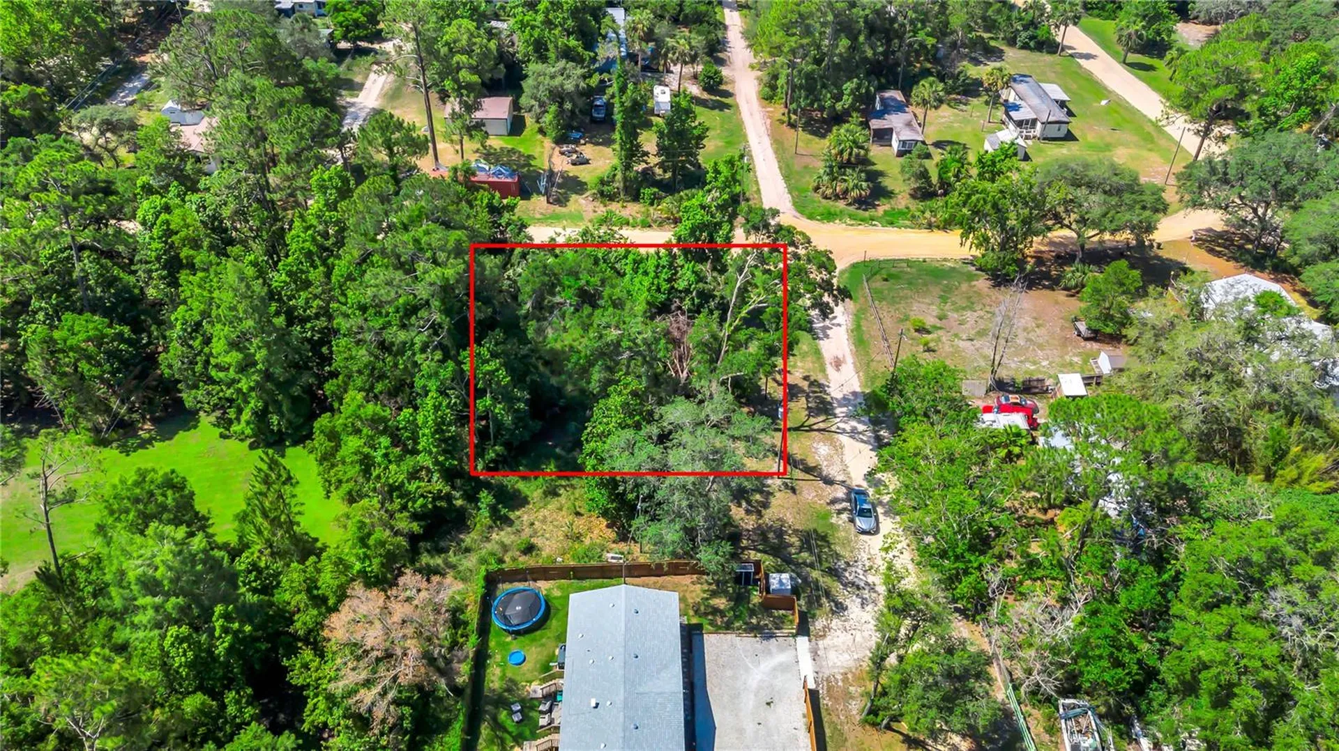 40850 Pine Tree Lane Eustis FL 32736