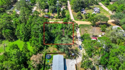 40850 Pine Tree Lane Eustis FL 32736