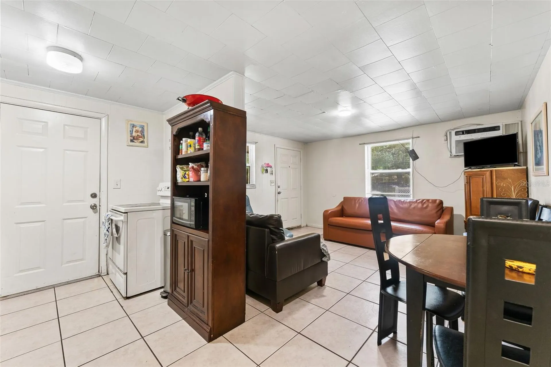 10009 N 10th Street Tampa FL 33612