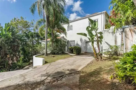 A-12 Vista Linda Guaynabo PR 00969