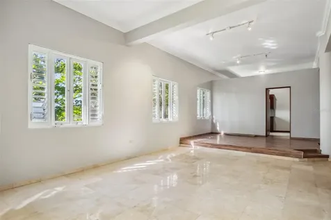 A-12 Vista Linda Guaynabo PR 00969