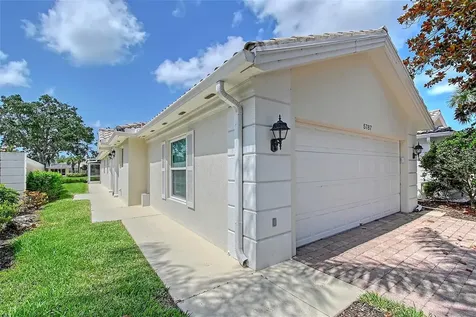 5787 Ivrea Drive Sarasota FL 34238