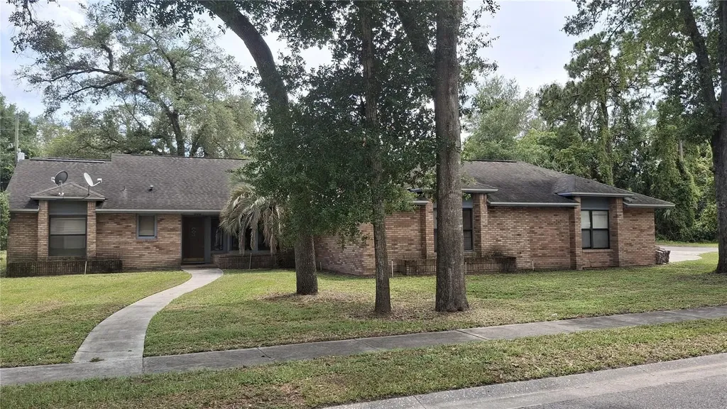 900 Red Fox Road Altamonte Springs FL 32714