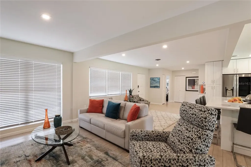 2266 Clematis Street Sarasota FL 34239