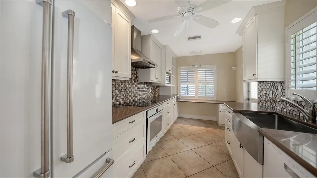 1345 Moonmist Drive Sarasota FL 34242