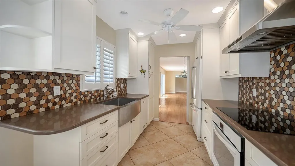 1345 Moonmist Drive Sarasota FL 34242