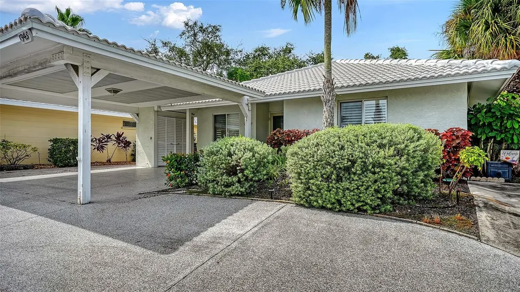 1345 Moonmist Drive Sarasota FL 34242