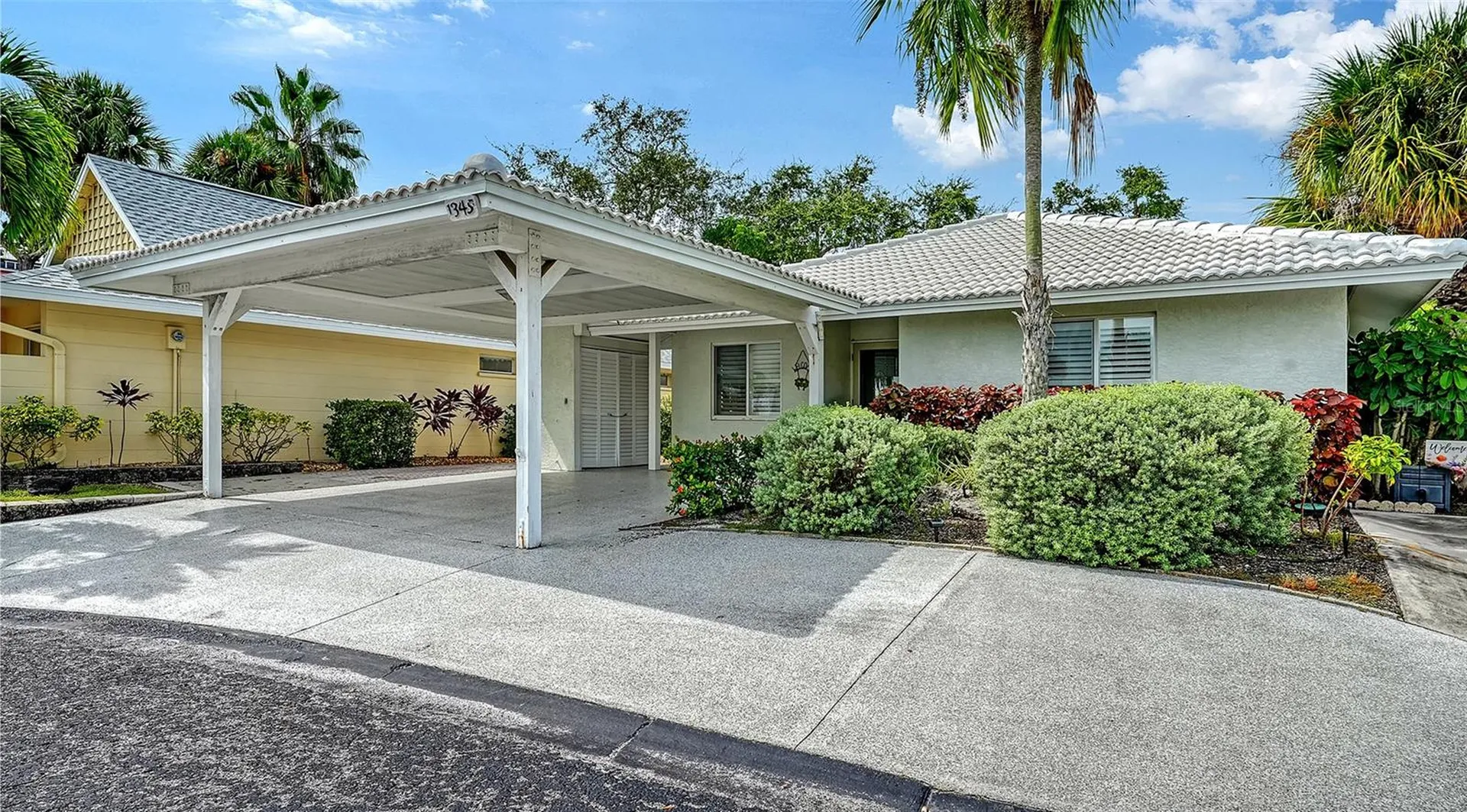 1345 Moonmist Drive Sarasota FL 34242