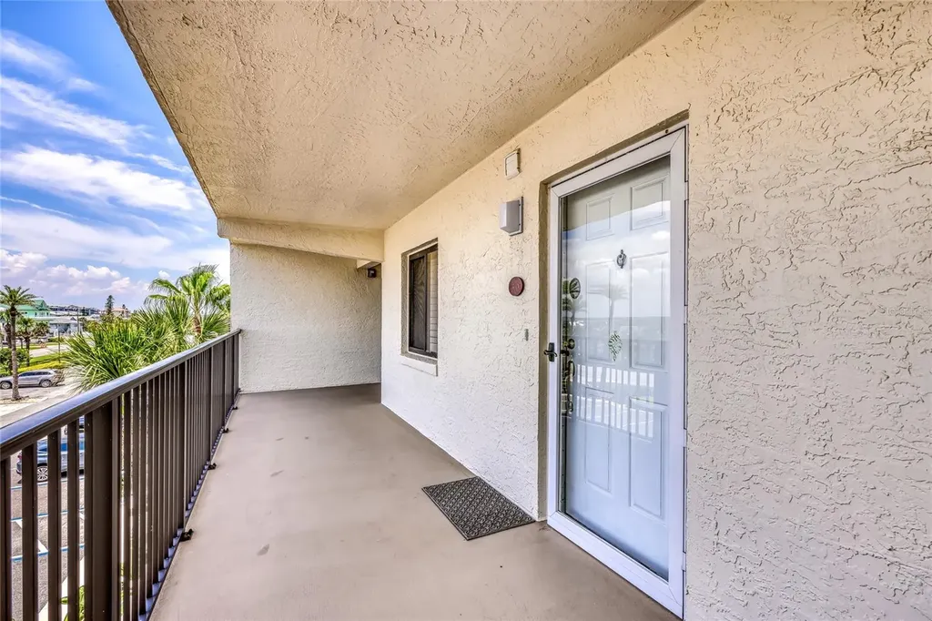 6727 Turtlemound Road New Smyrna Beach FL 32169