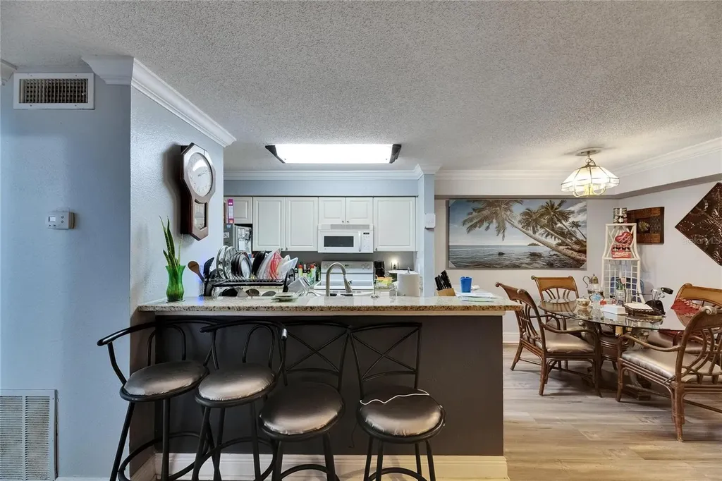 9481 Highland Oak Drive Tampa FL 33647