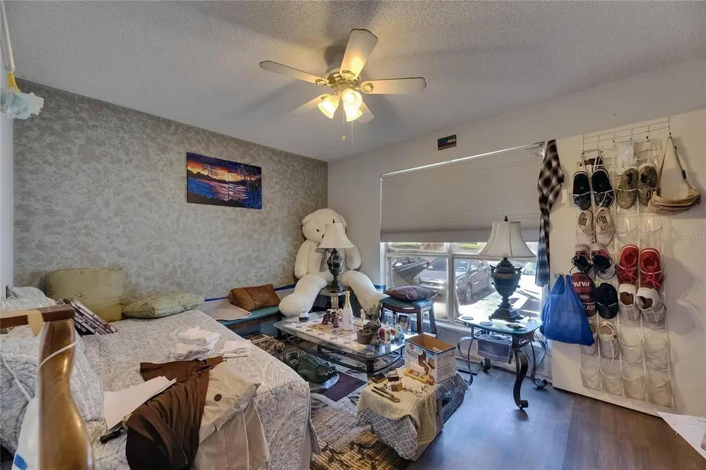 9481 Highland Oak Drive Tampa FL 33647