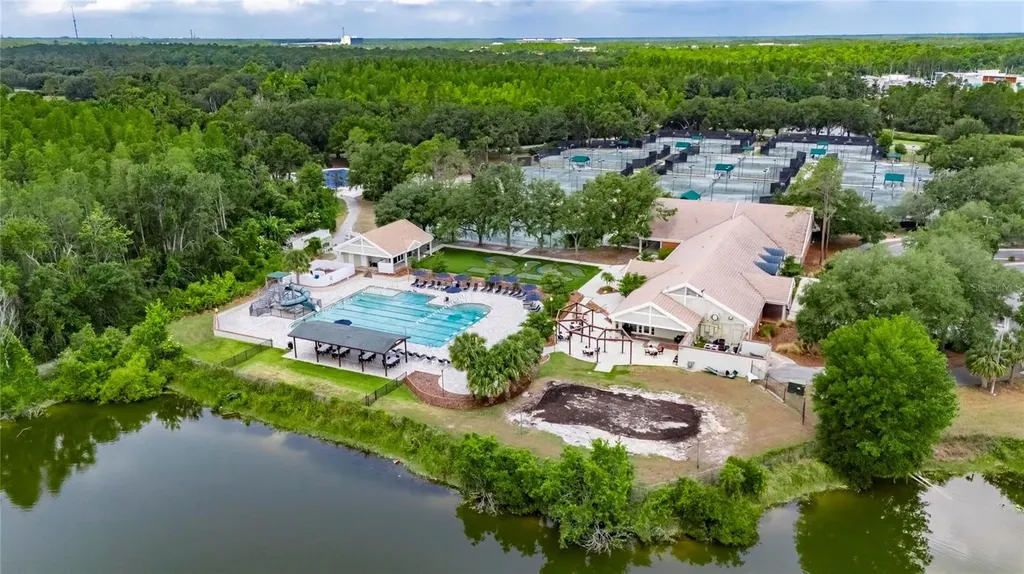 9481 Highland Oak Drive Tampa FL 33647