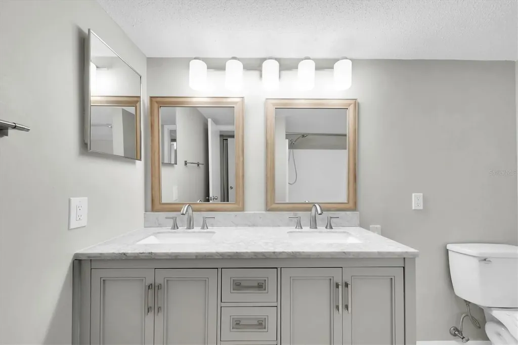 6400 46th Avenue N Kenneth City FL 33709