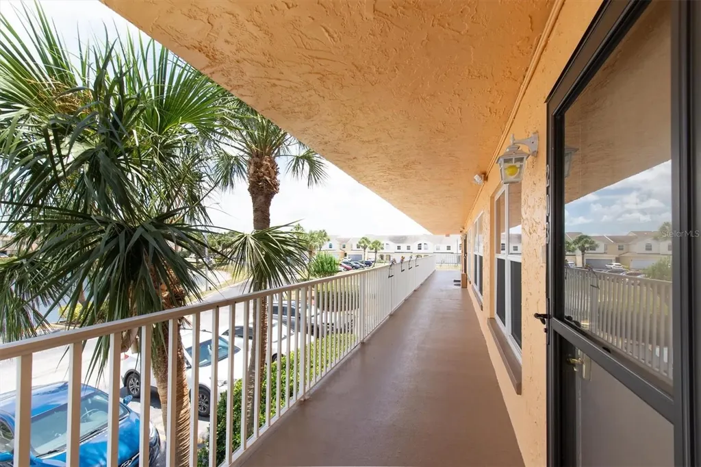 6400 46th Avenue N Kenneth City FL 33709