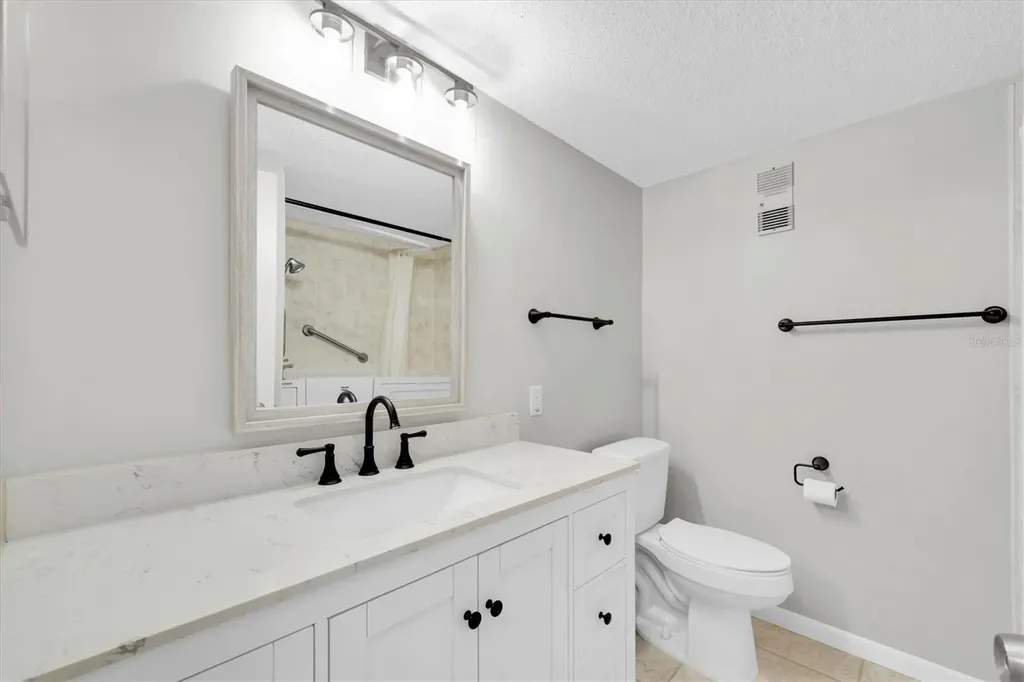 6400 46th Avenue N Kenneth City FL 33709