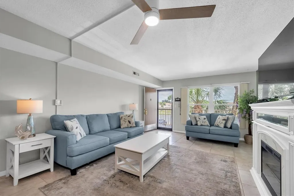 6400 46th Avenue N Kenneth City FL 33709