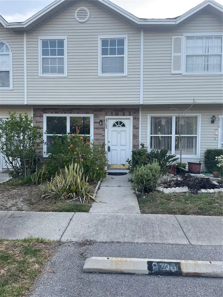 8708 Cobbler Place Tampa FL 33615