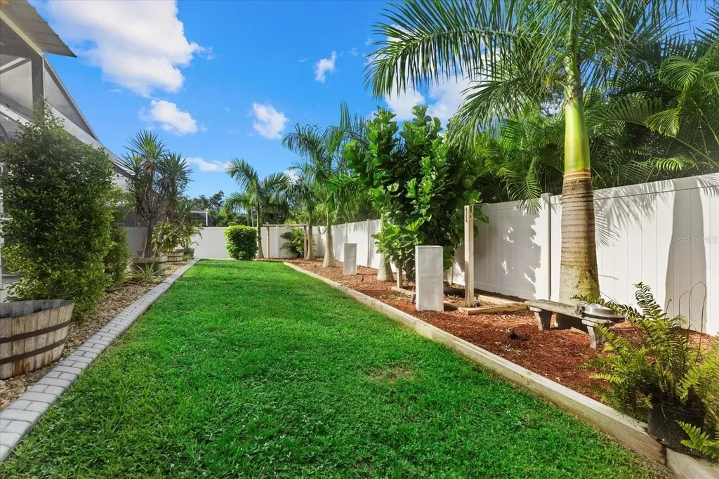 2769 Dode Avenue North Port FL 34288