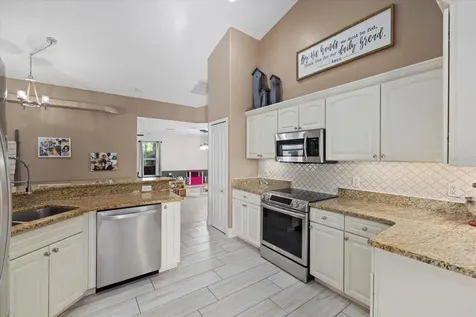 2769 Dode Avenue North Port FL 34288