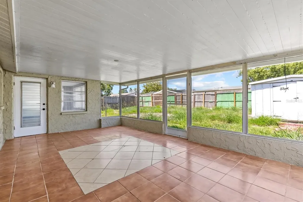 9915 Aetna Lane Port Richey FL 34668