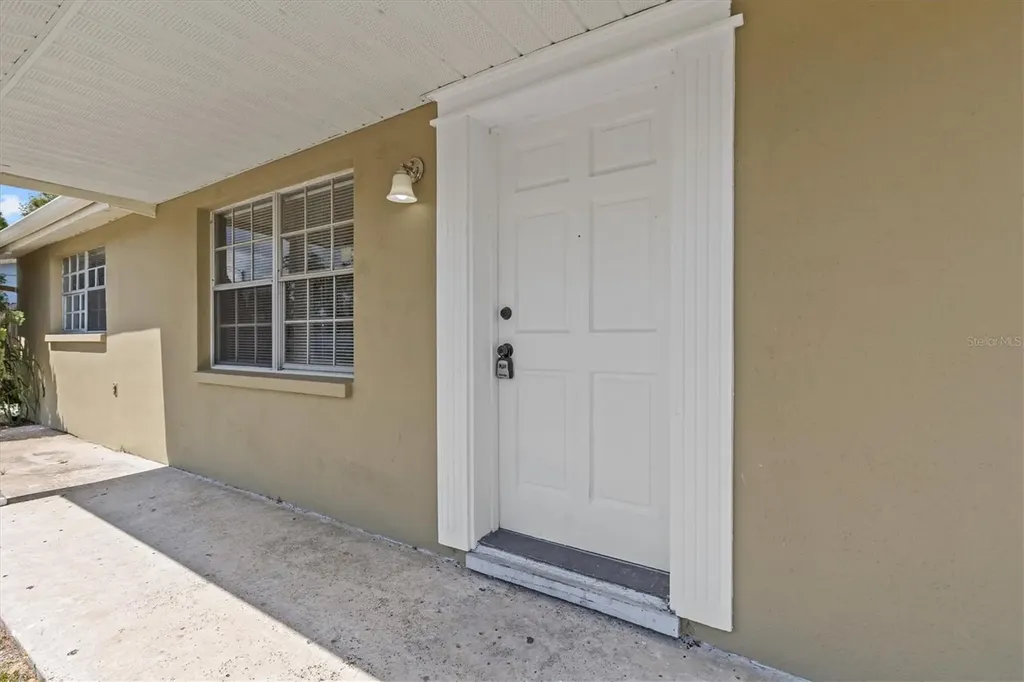 9915 Aetna Lane Port Richey FL 34668