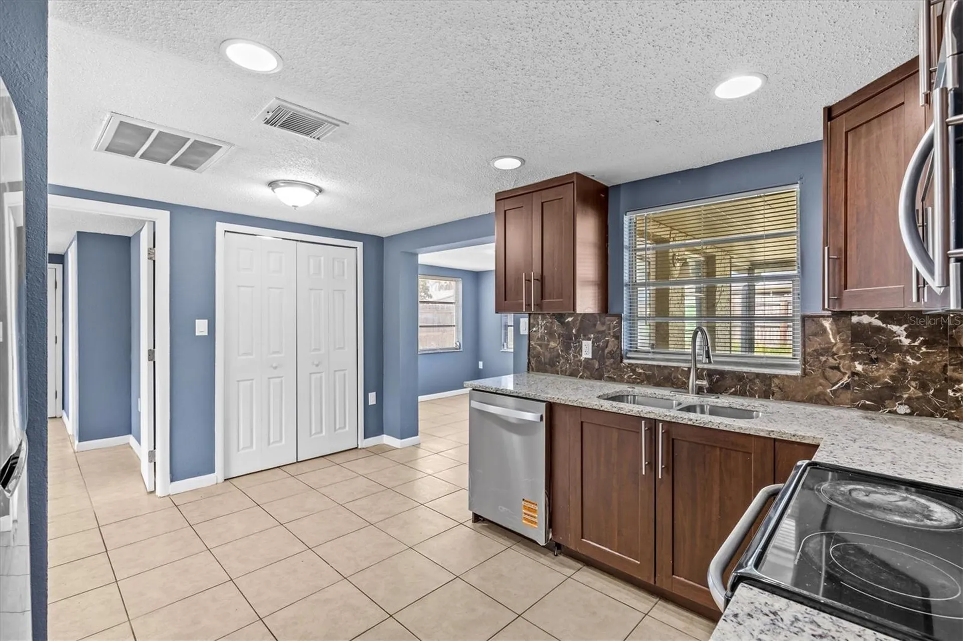 9915 Aetna Lane Port Richey FL 34668