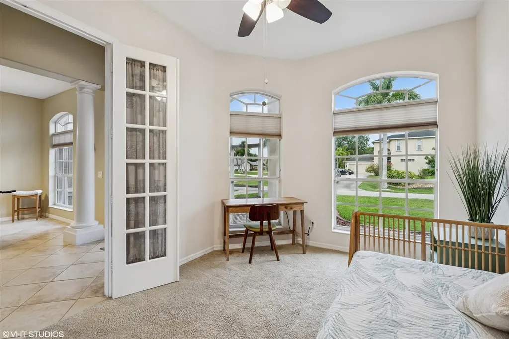 2221 SW 8th Court Cape Coral FL 33991