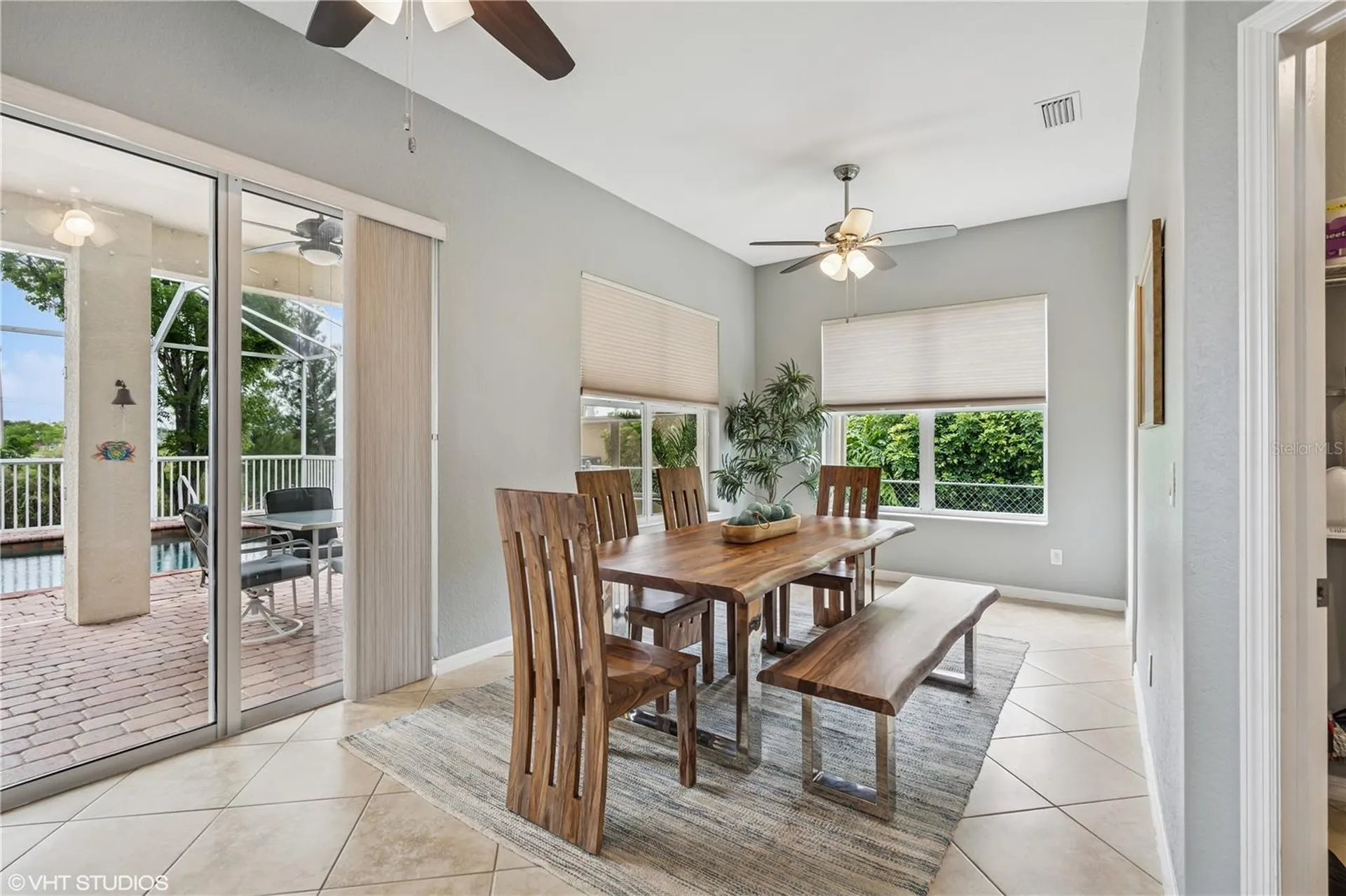 2221 SW 8th Court Cape Coral FL 33991