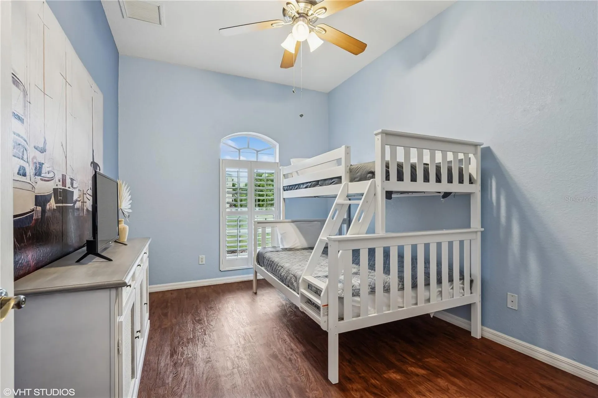 2221 SW 8th Court Cape Coral FL 33991