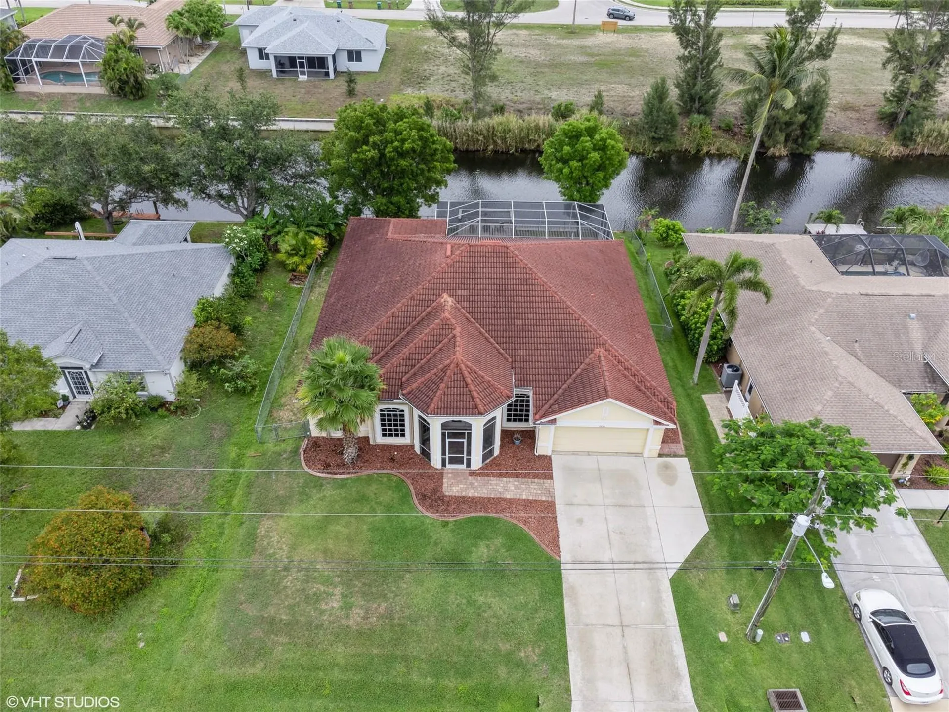 2221 SW 8th Court Cape Coral FL 33991