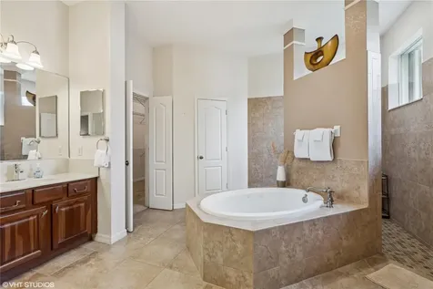 2221 SW 8th Court Cape Coral FL 33991