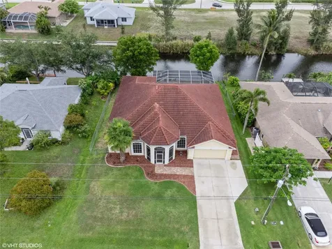 2221 SW 8th Court Cape Coral FL 33991