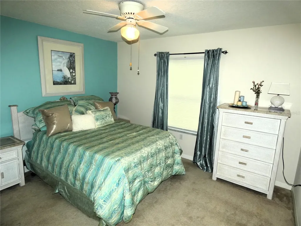 751 Old Oaks Lane Leesburg FL 34748