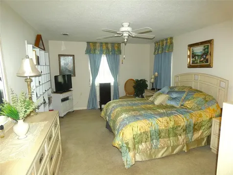 751 Old Oaks Lane Leesburg FL 34748