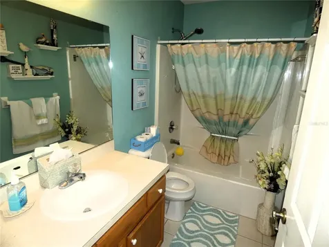 751 Old Oaks Lane Leesburg FL 34748