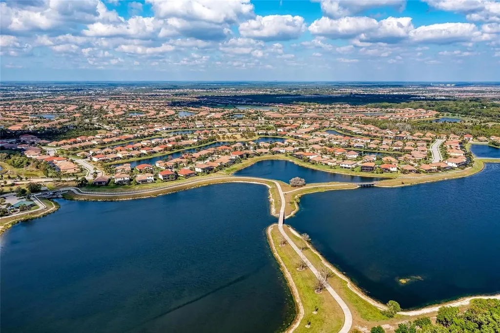 5511 Foxfire Run Lakewood Ranch FL 34211