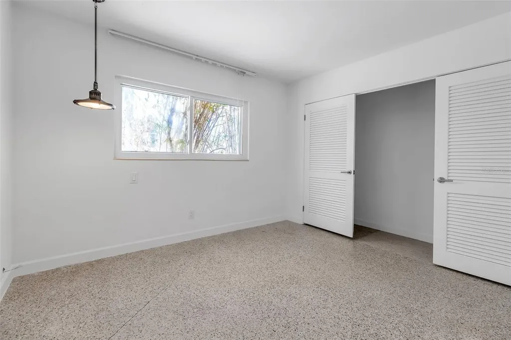 130 N Adams Drive Sarasota FL 34236