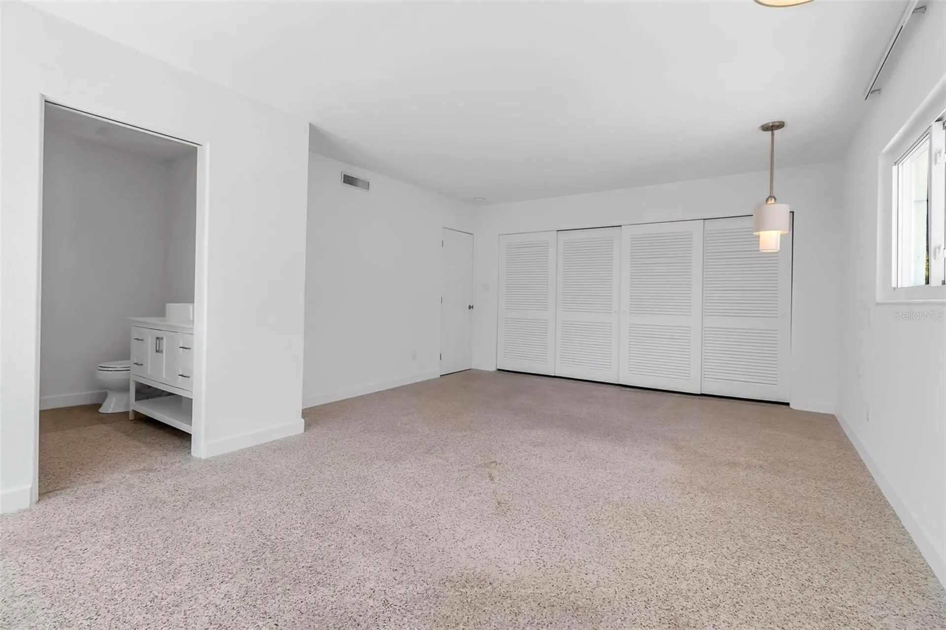 130 N Adams Drive Sarasota FL 34236