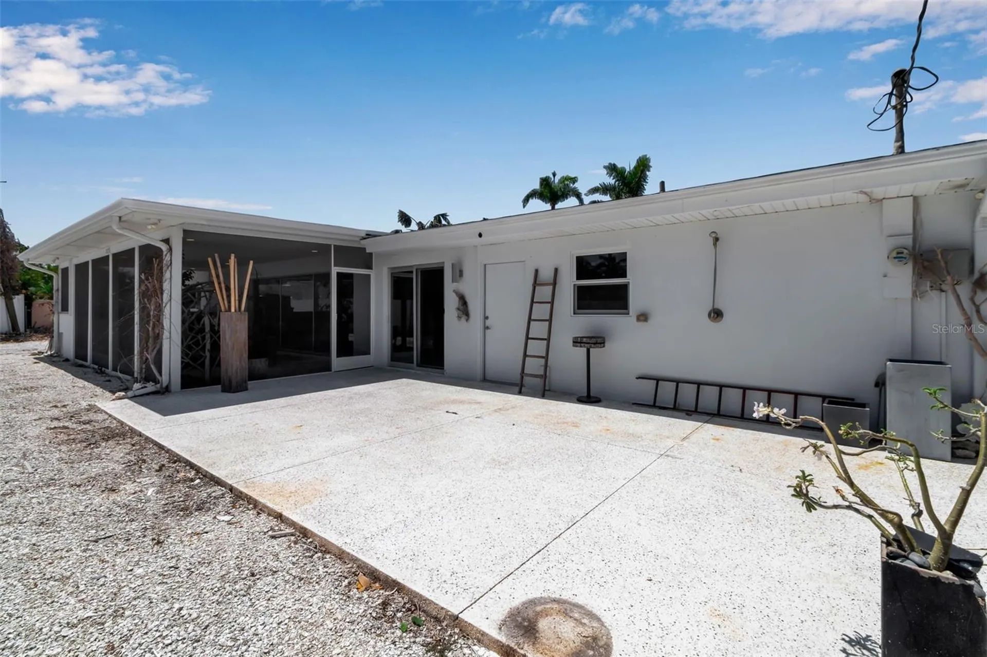 130 N Adams Drive Sarasota FL 34236