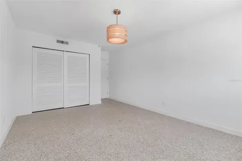 130 N Adams Drive Sarasota FL 34236