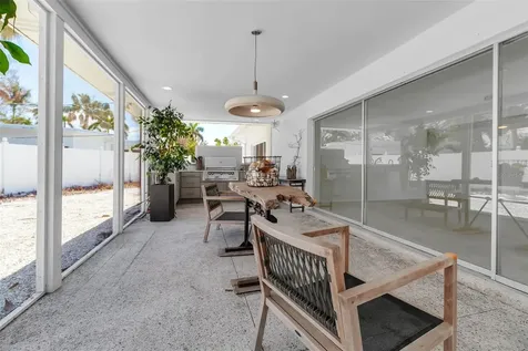 130 N Adams Drive Sarasota FL 34236